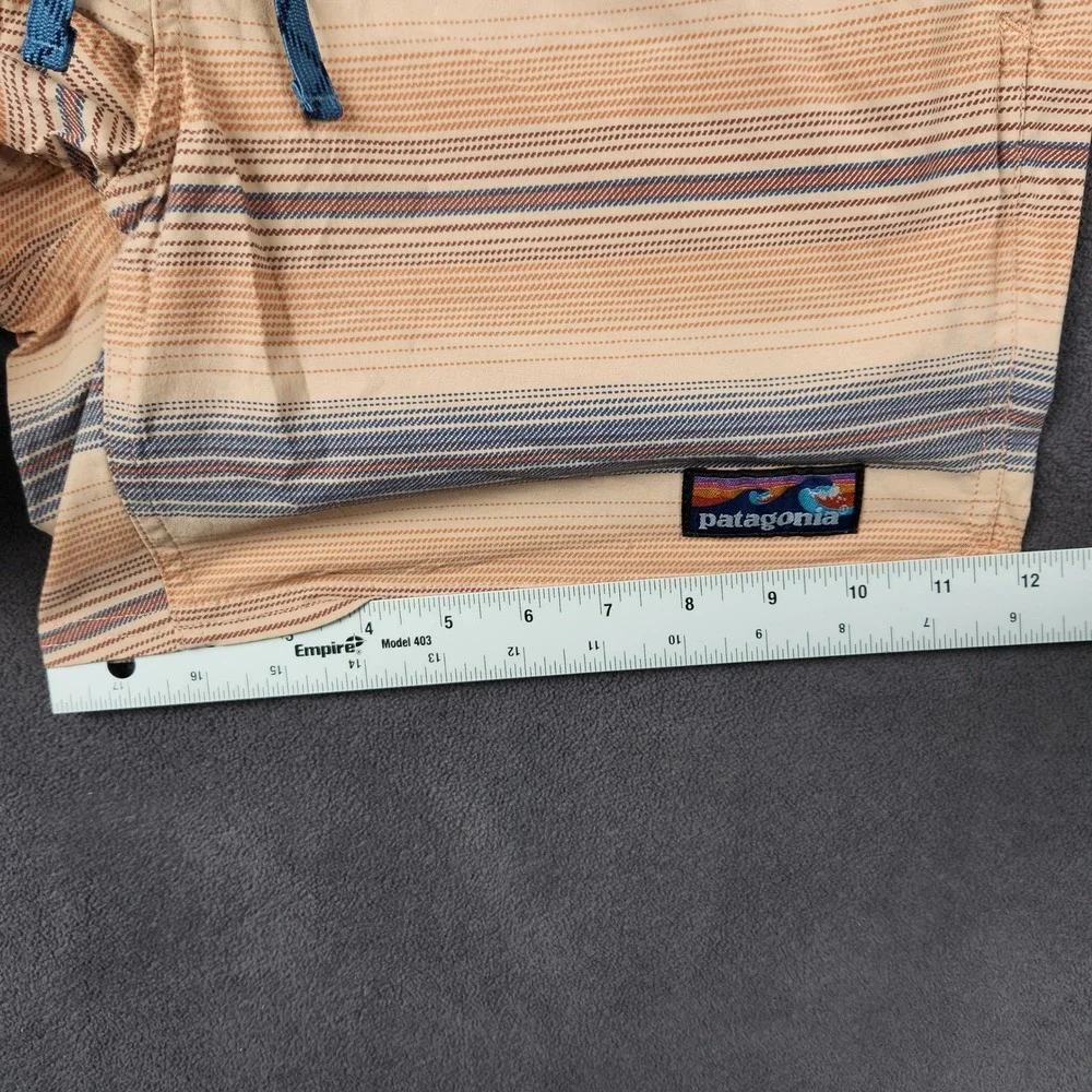 Patagonia Stretch Wavefarer Volley Shorts Mens Medium Melon Striped‎ Swim Trunks